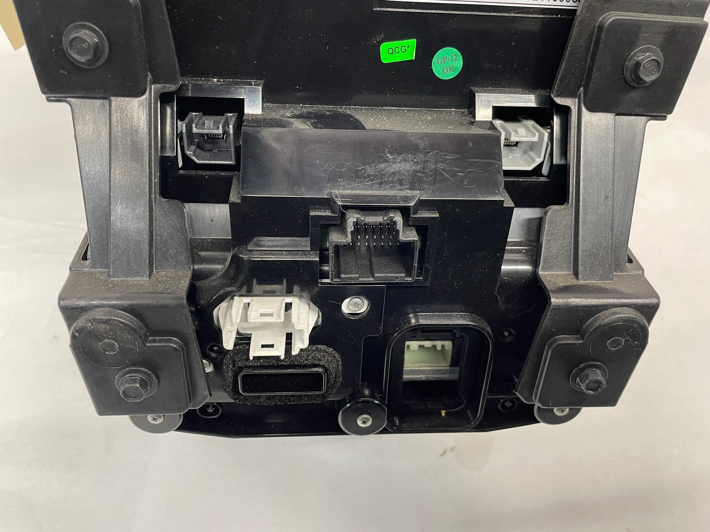 2018 Cadillac CTS-V CUE Infotainment Screen Digitizer Display OEM - Day's Parts Yard
