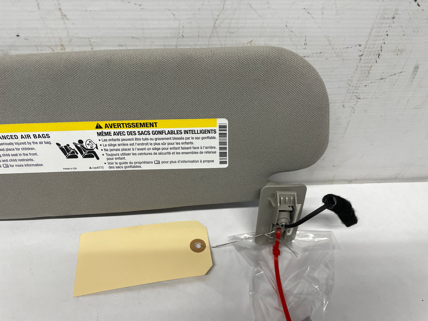 2016 Chevy SS Sedan RH & LH Sun Visor Sunvisor Shade Set w/ Clips OEM - Day's Parts Yard