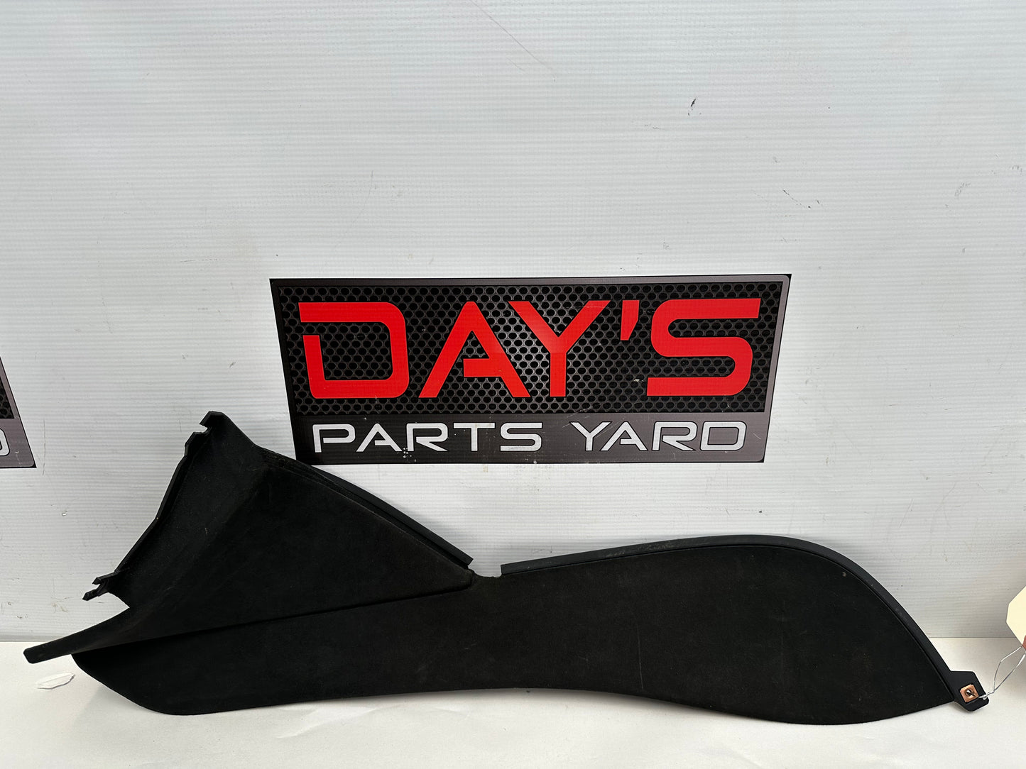 2006 Pontiac GTO LH Driver Console Suede Insert OEM - Day's Parts Yard