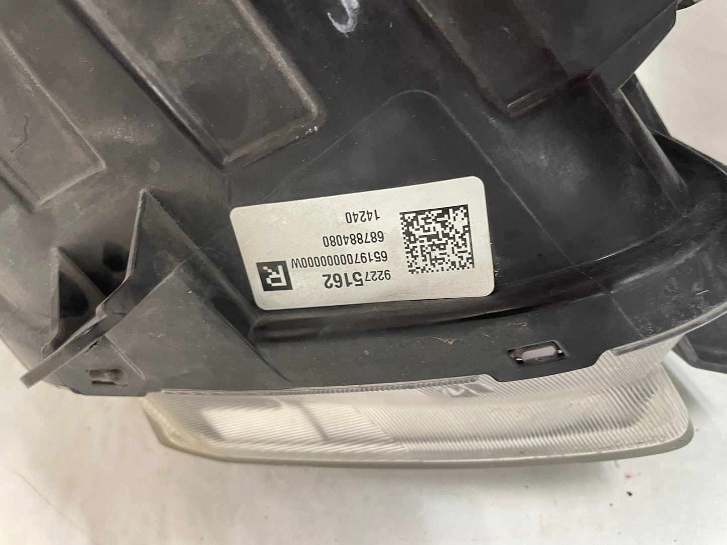 2014 Chevy SS Sedan RH Passenger Head Light Lamp Headlight OEM - Day's Parts Yard