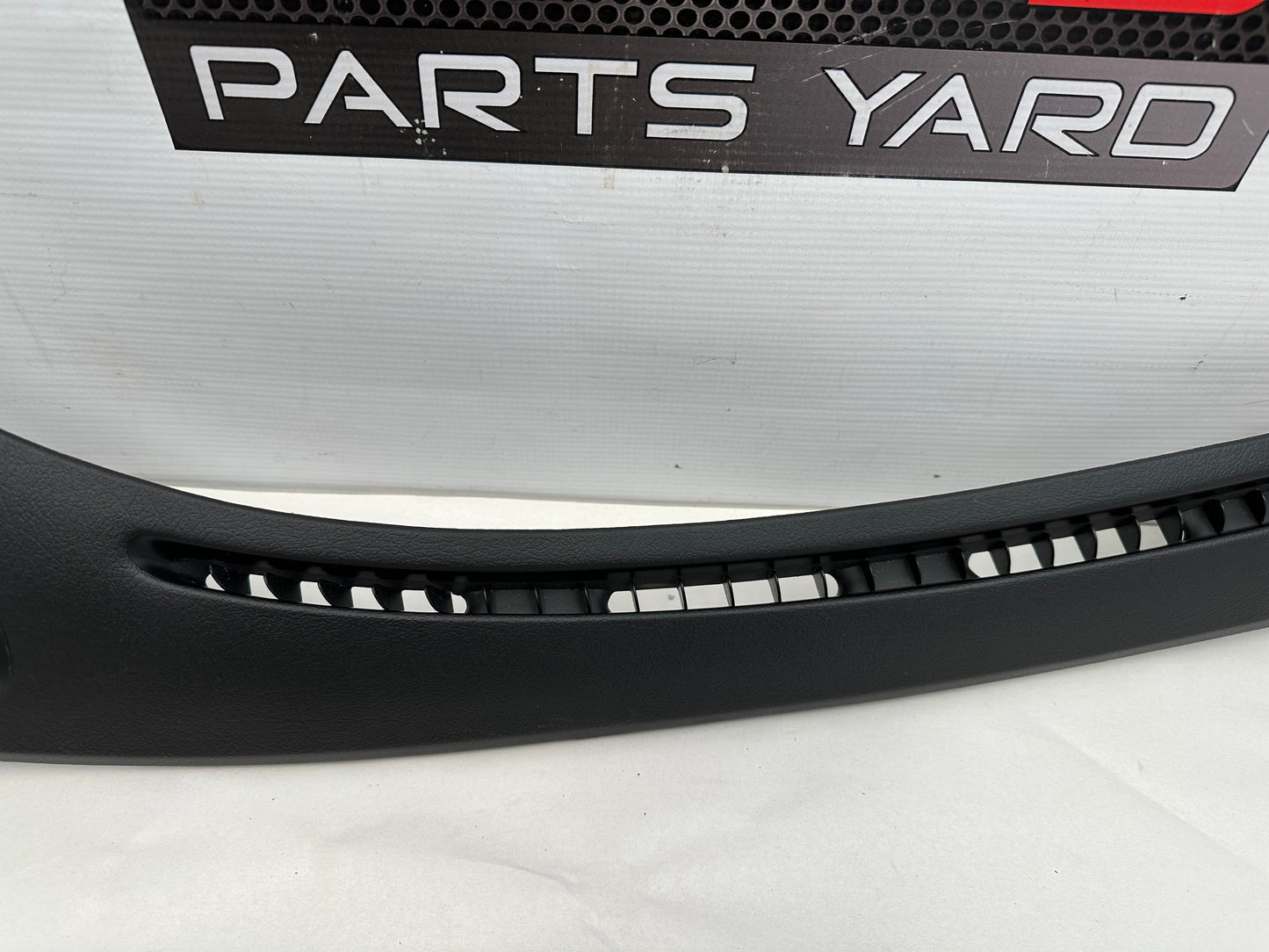 2006 Pontiac GTO RH Passenger Dash Cowl Defrost Panels Vent Trim OEM - Day's Parts Yard