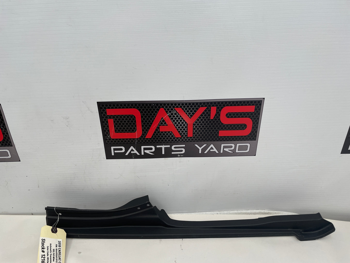 2018 Cadillac CTS-V LH Driver Fender Ledge Cover Shield OEM - Day's Parts Yard