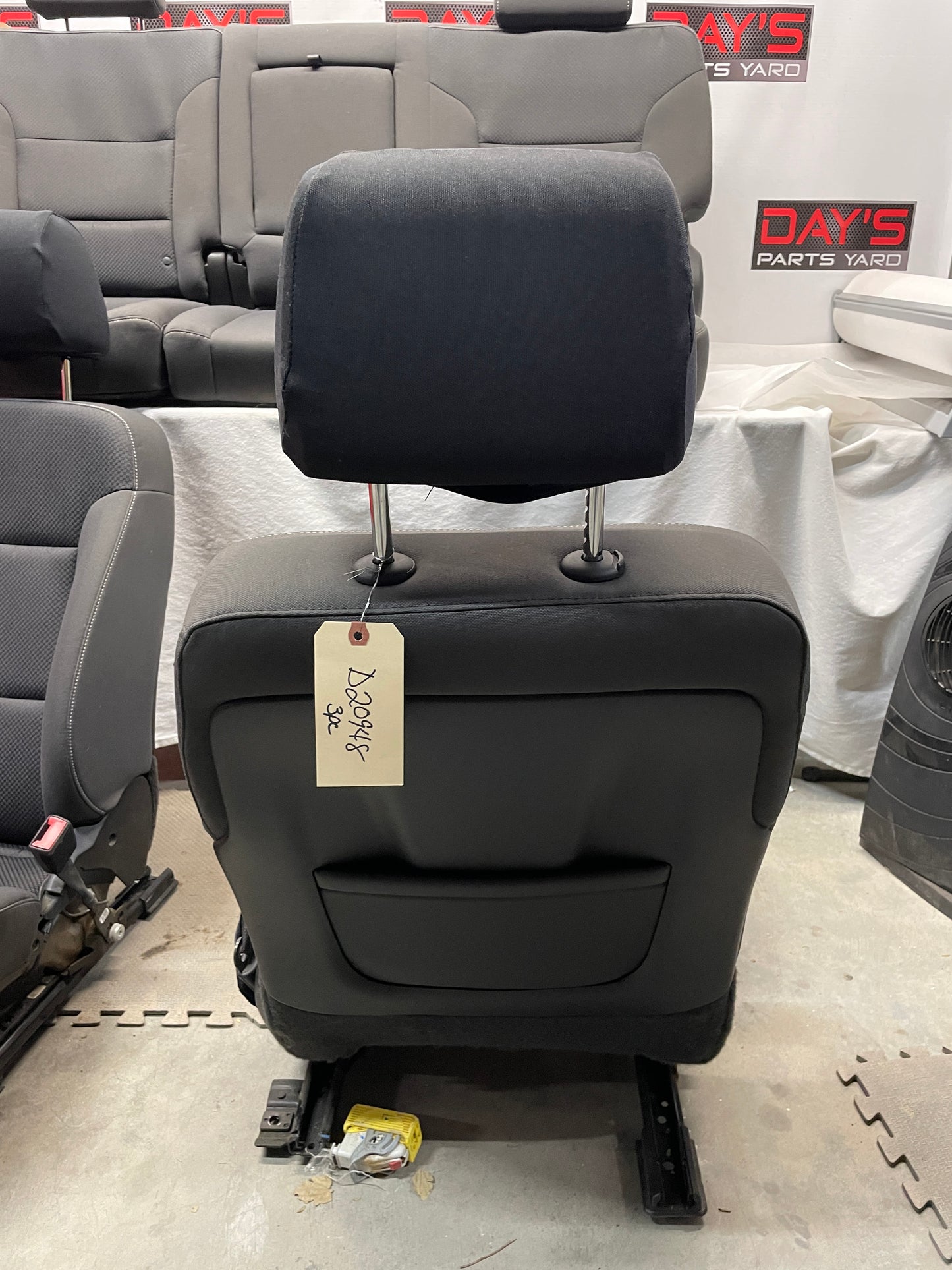 2015 Chevy Silverado K1500 Fronts and Rears Seats Cloth OEM - Day's Parts Yard