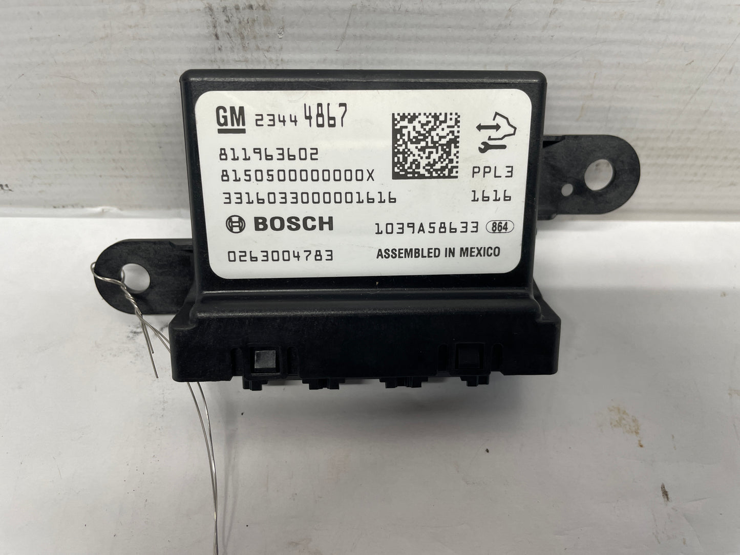 2016 Chevy SS Sedan Parking Aid Assist Control Module OEM - Day's Parts Yard