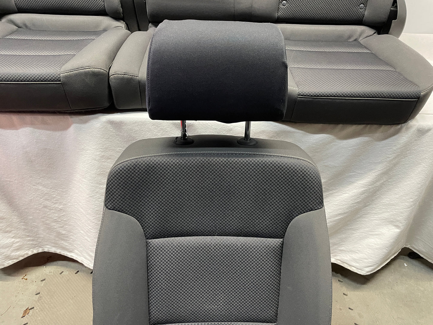 2015 Chevy Silverado K1500 Fronts and Rears Seats Cloth OEM - Day's Parts Yard