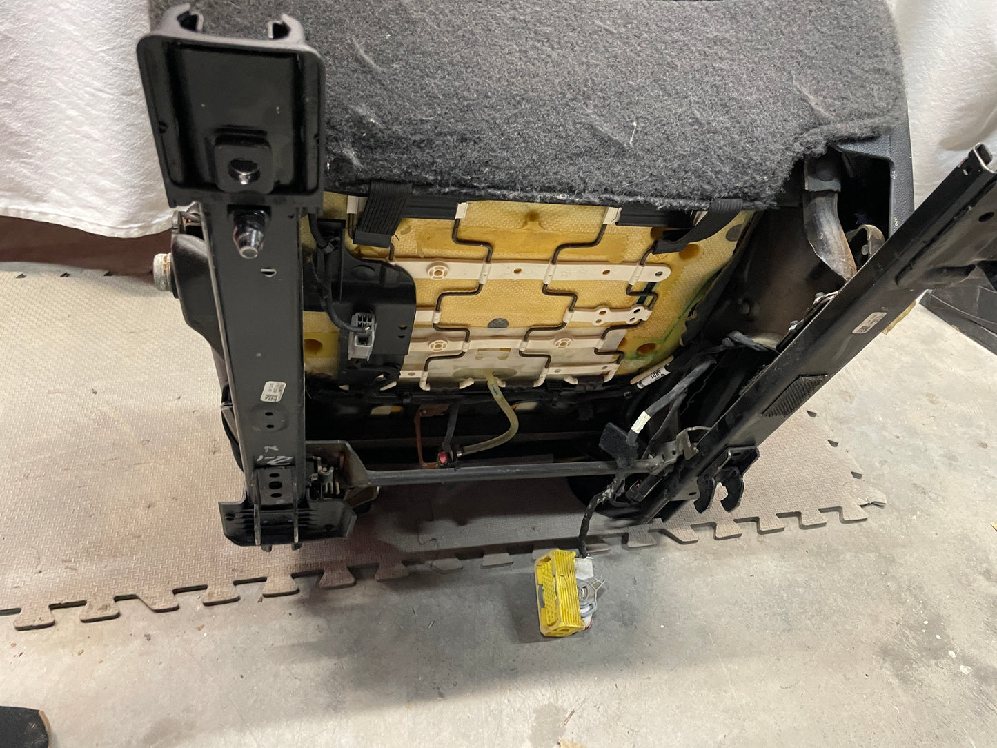 2015 Chevy Silverado K1500 Fronts and Rears Seats Cloth OEM - Day's Parts Yard