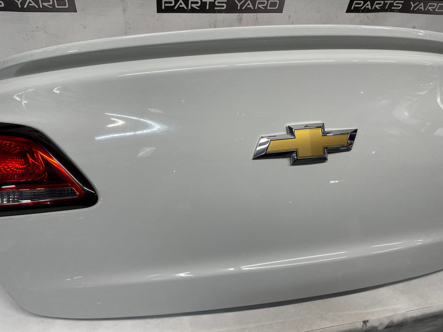 2014 Chevy SS Sedan Trunk Deck Lid w/ Spoiler White OEM - Day's Parts Yard