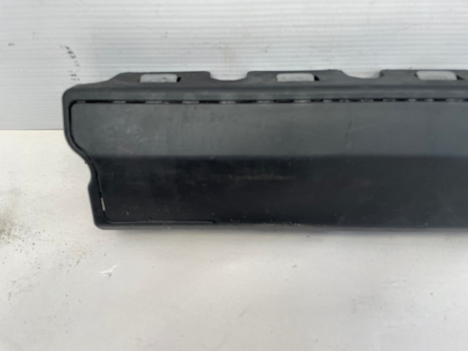 2018 Cadillac CTS-V RH Passenger Dash Knee Air Bag Airbag OEM - Day's Parts Yard