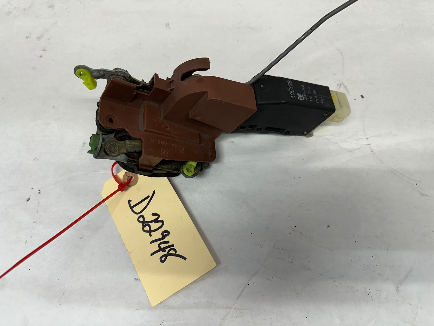 2006 Pontiac GTO RH Passenger Door Lock Actuator OEM - Day's Parts Yard