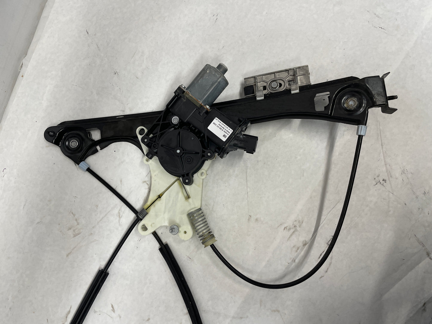2013 Cadillac CTS-V Coupe Front LH Driver Window Regulator Motor OEM - Day's Parts Yard