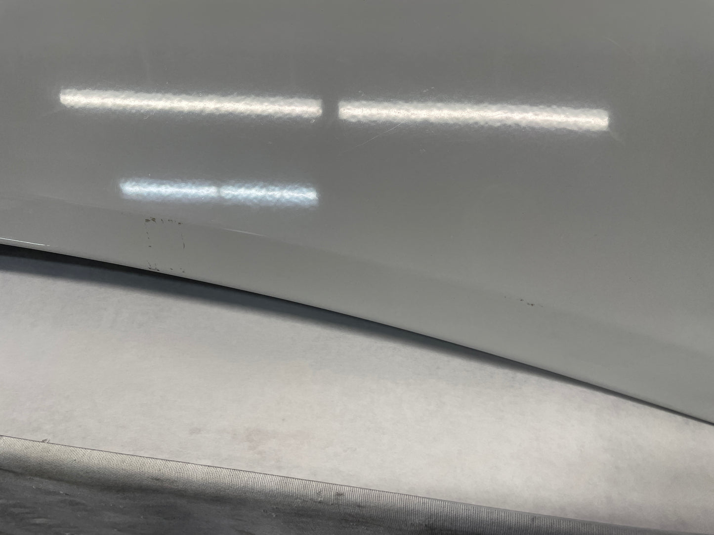 2014 Chevy SS Sedan Trunk Deck Lid w/ Spoiler White OEM - Day's Parts Yard