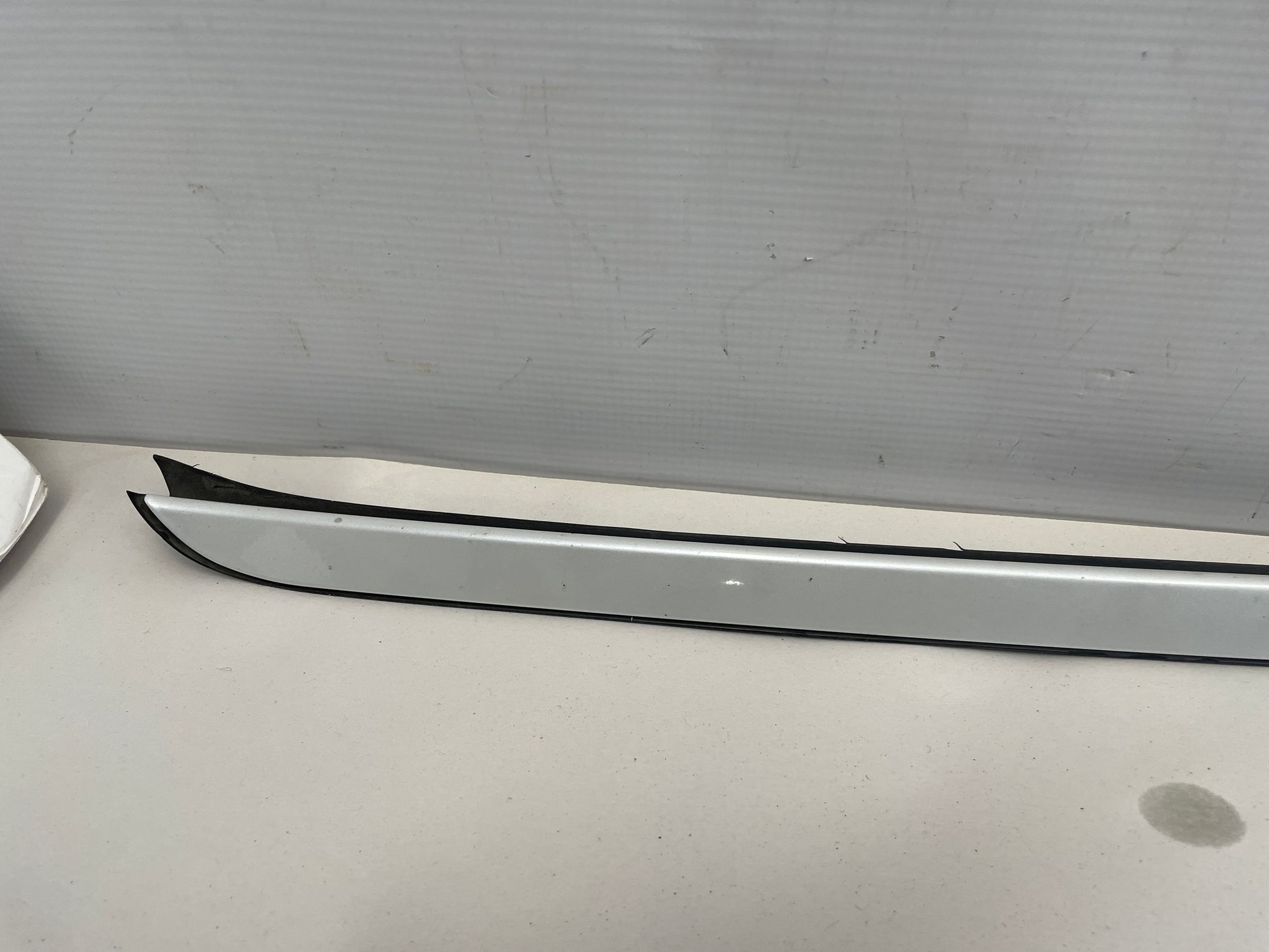 2018 Cadillac CTS-V RH & LH Front Windshield Reveal Molding Trim OEM - Day's Parts Yard