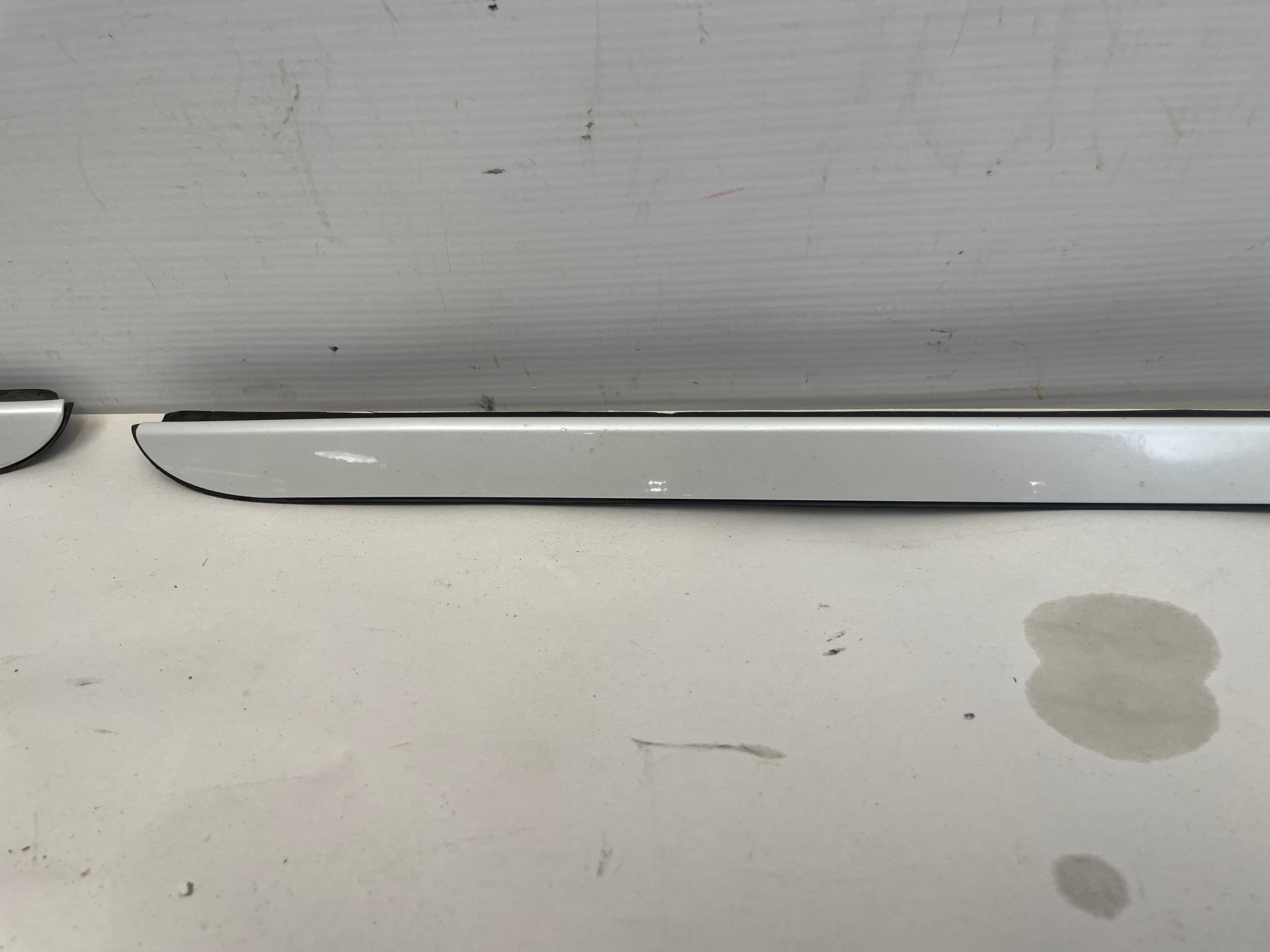 2018 Cadillac CTS-V RH & LH Front Windshield Reveal Molding Trim OEM - Day's Parts Yard