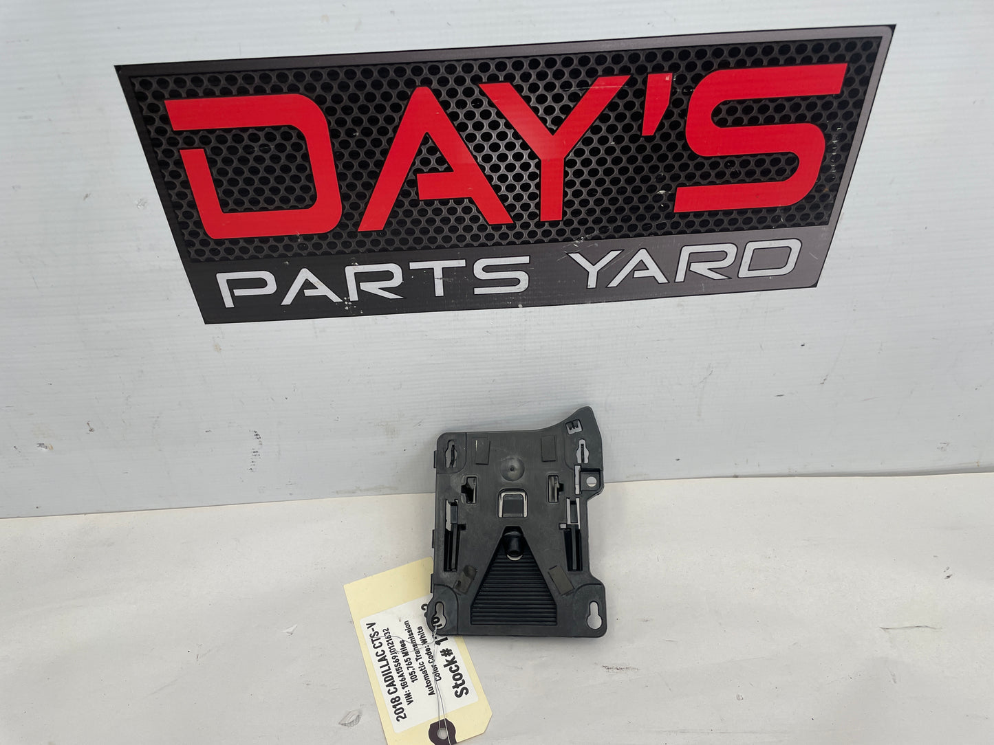 2018 Cadillac CTS-V Front Windshield Lane Departure Assist w/ Camera OEM - Day's Parts Yard