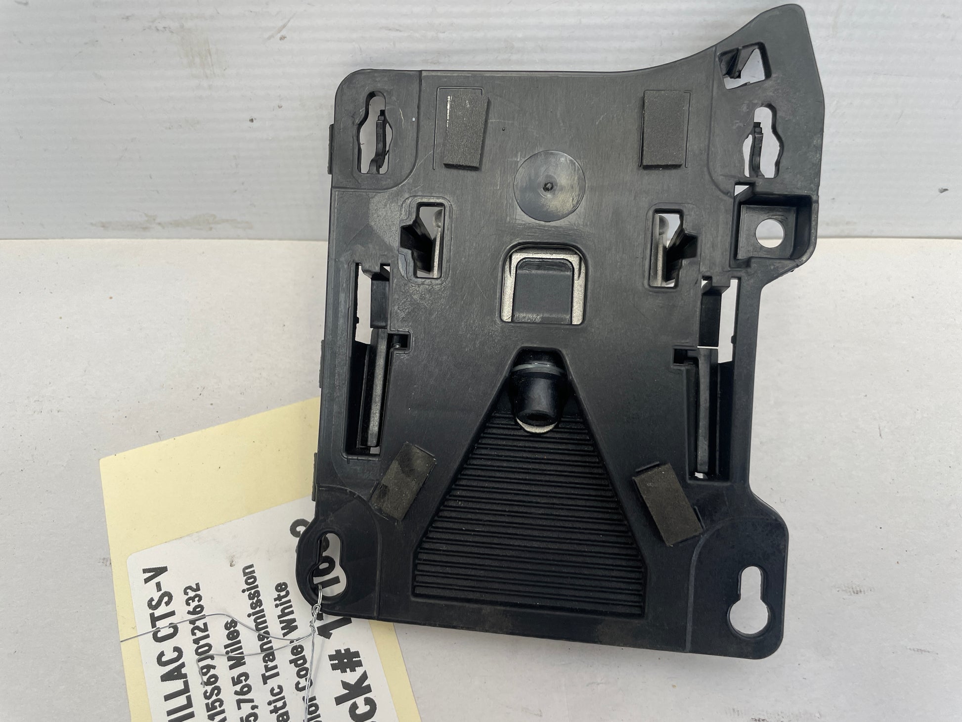 2018 Cadillac CTS-V Front Windshield Lane Departure Assist w/ Camera OEM - Day's Parts Yard