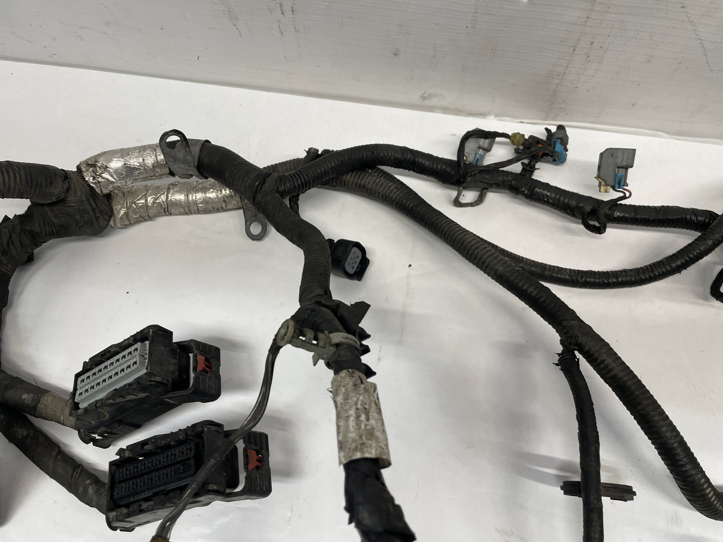 2014 Chevy SS Sedan Engine Motor Automatic Transmission Wire Wiring Harness OEM - Day's Parts Yard