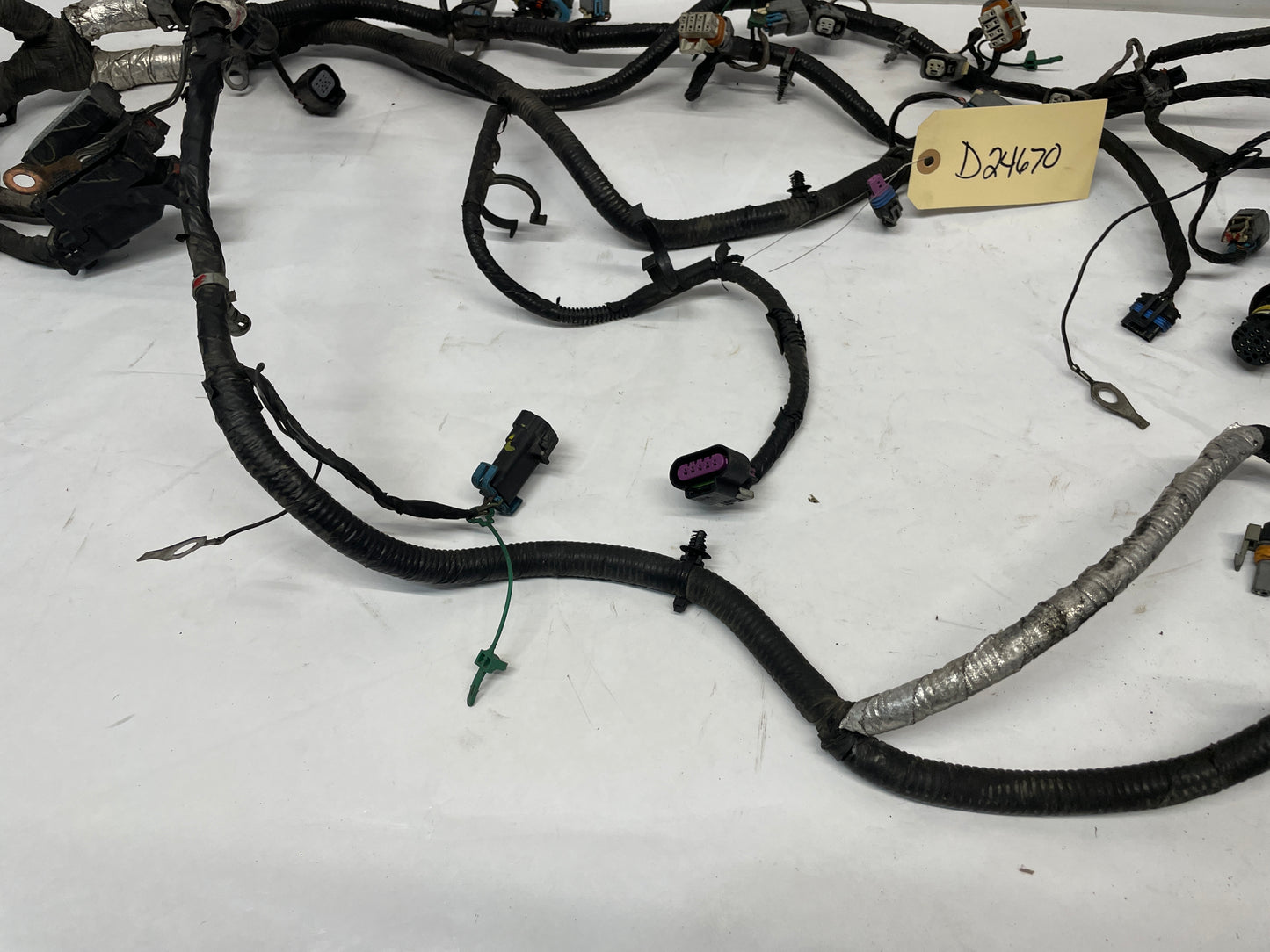 2014 Chevy SS Sedan Engine Motor Automatic Transmission Wire Wiring Harness OEM - Day's Parts Yard