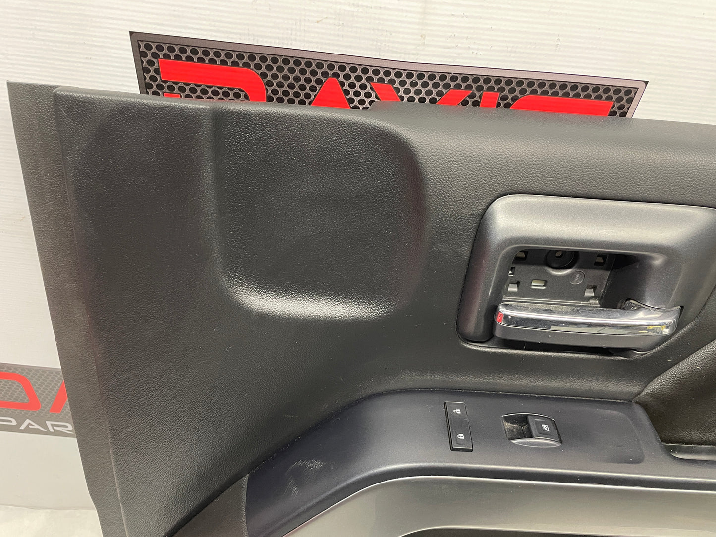2015 Chevy Silverado K1500 RH Passenger Front Interior Door Panel Trim OEM - Day's Parts Yard