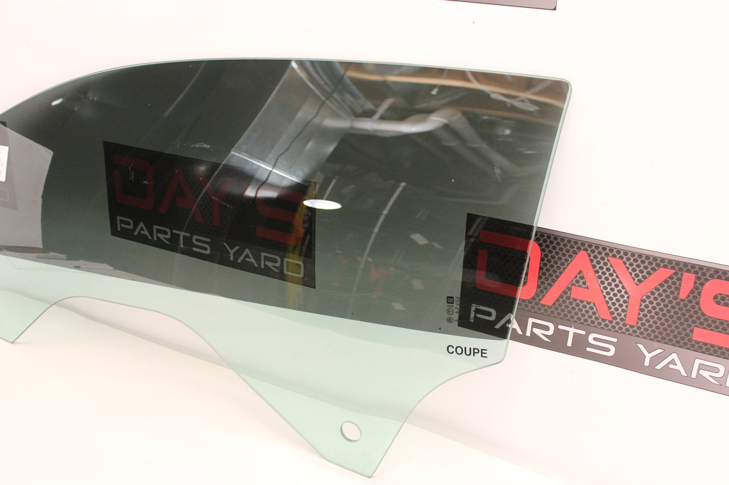 2018 Chevy Camaro ZL1 1LE LH Driver Front Door Glass Window OEM - Day's Parts Yard