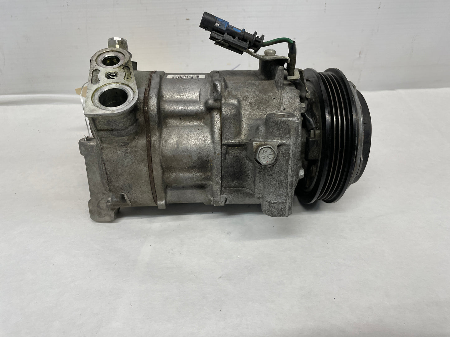 2018 Chevy Camaro 1LE SS AC A/C Air Conditioner Compressor OEM - Day's Parts Yard