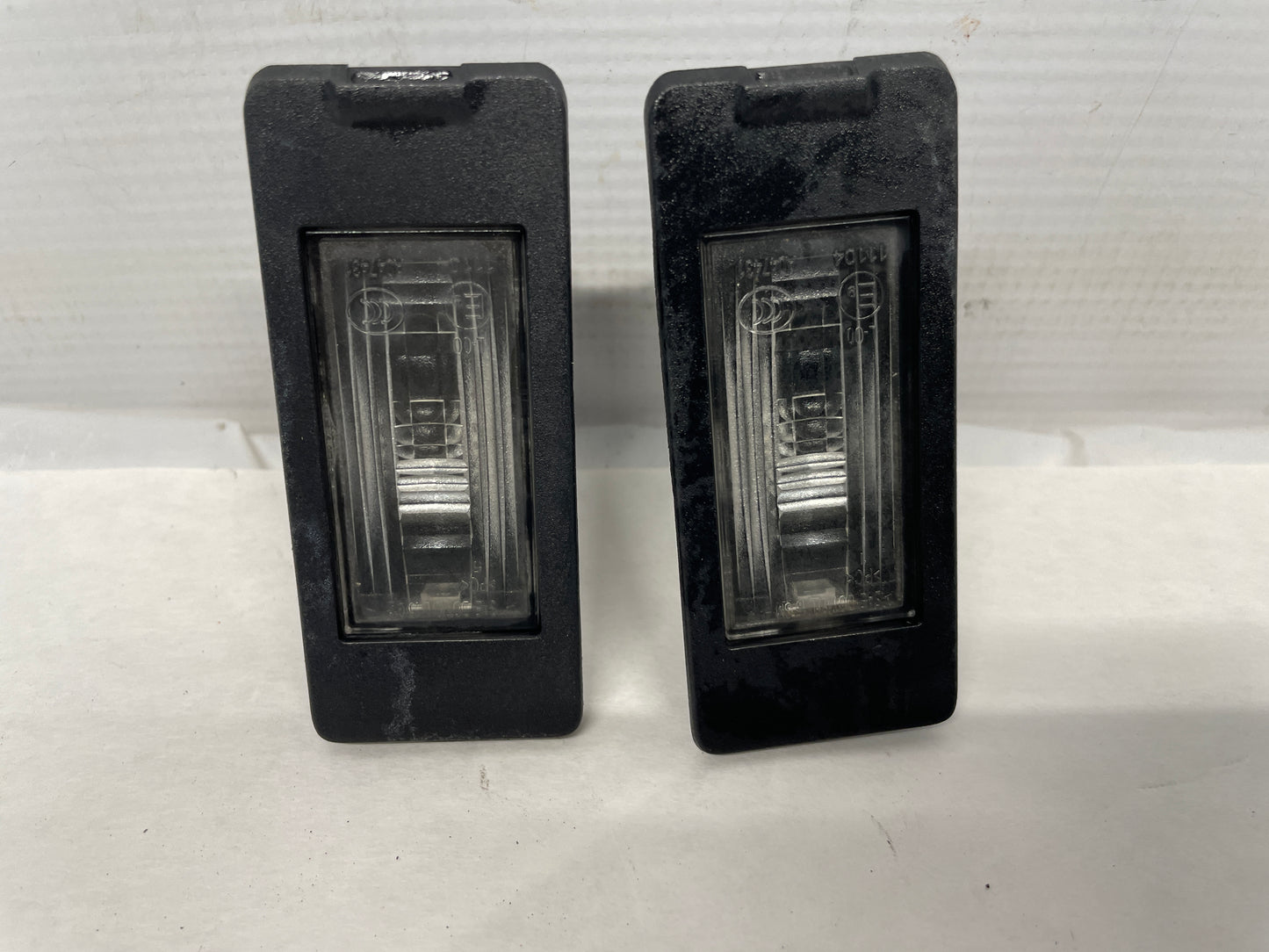 2016 Cadillac ATS-V Coupe RH & LH License Plate Tag Light Set OEM - Day's Parts Yard