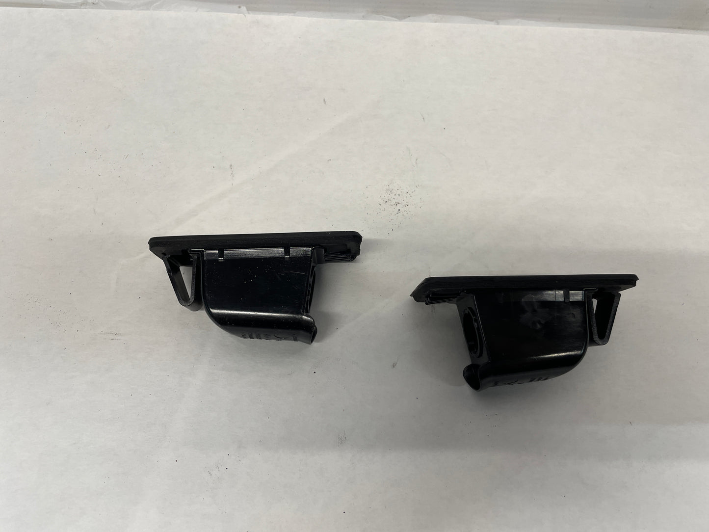 2016 Cadillac ATS-V Coupe RH & LH License Plate Tag Light Set OEM - Day's Parts Yard