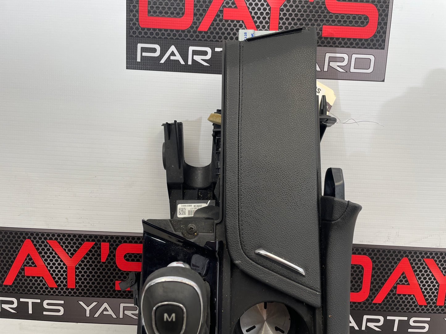 2018 Cadillac CTS-V Center Console w/ Shifter OEM - Day's Parts Yard