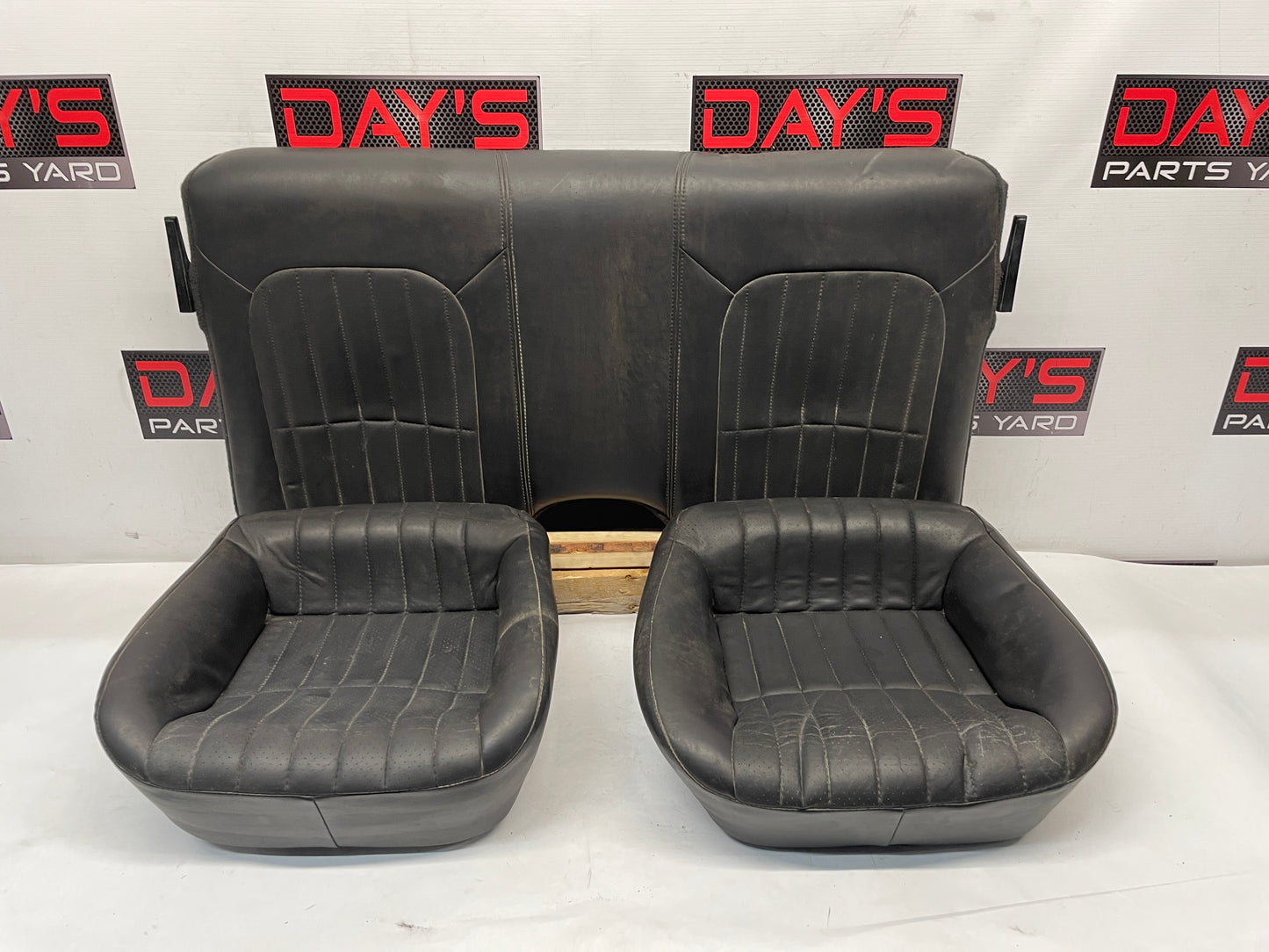 2000 Chevy Camaro Z28 Seats Fronts and Rears OEM Ebony Black LOCAL PICK UP - Day's Parts Yard