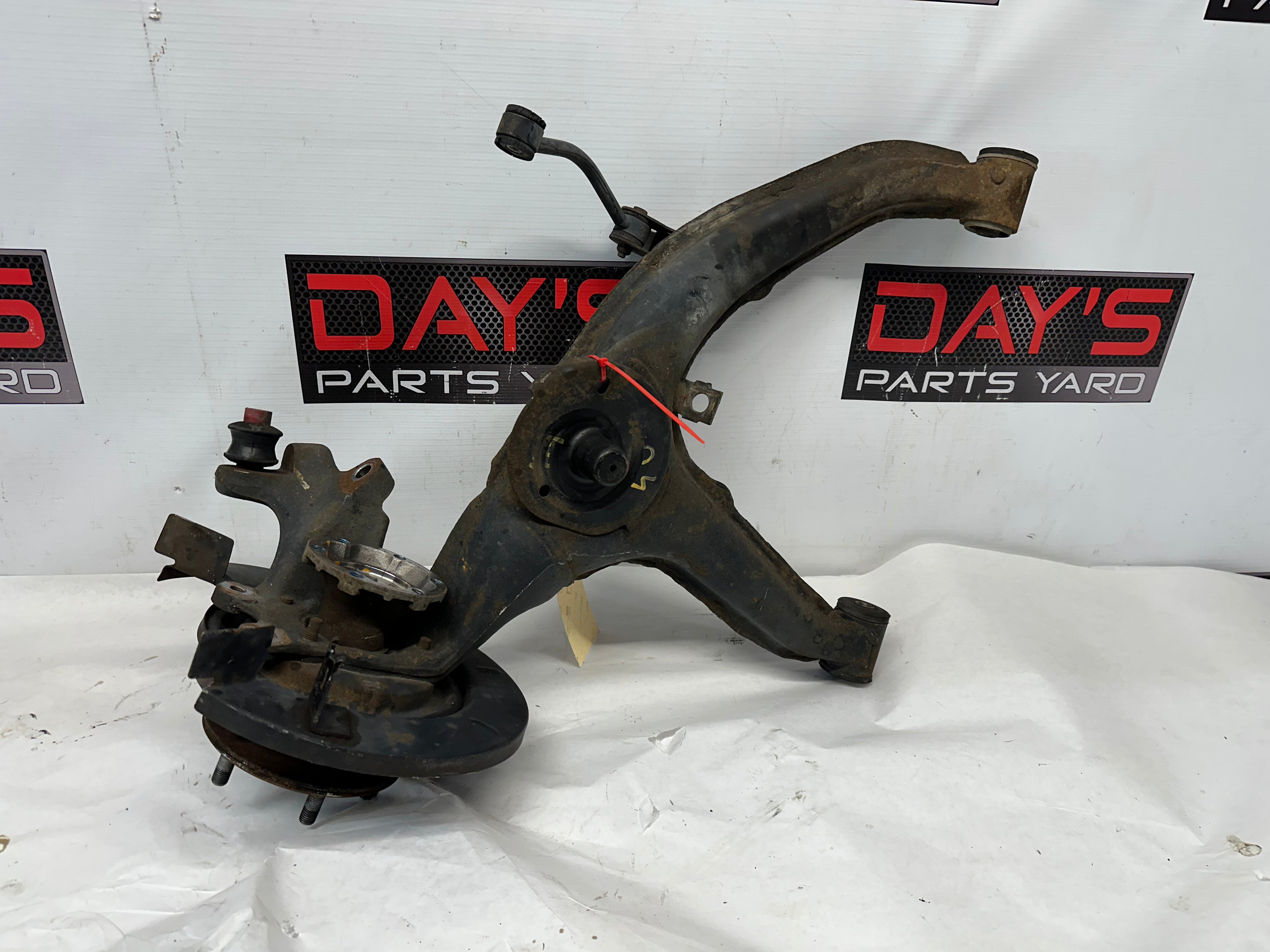 【翌日発送可能】 Rear Passenger RH GTO Pontiac 2006 Spindle Knuckle Hub テープ・マスキングテープ