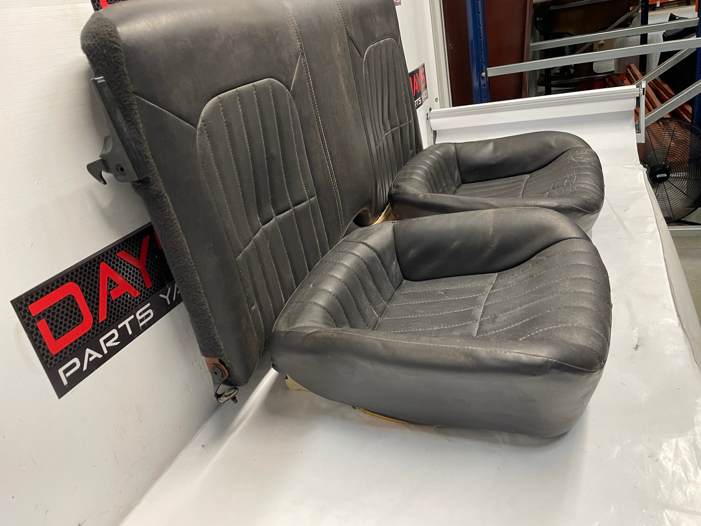 2000 Chevy Camaro Z28 Seats Fronts and Rears OEM Ebony Black LOCAL PICK UP - Day's Parts Yard