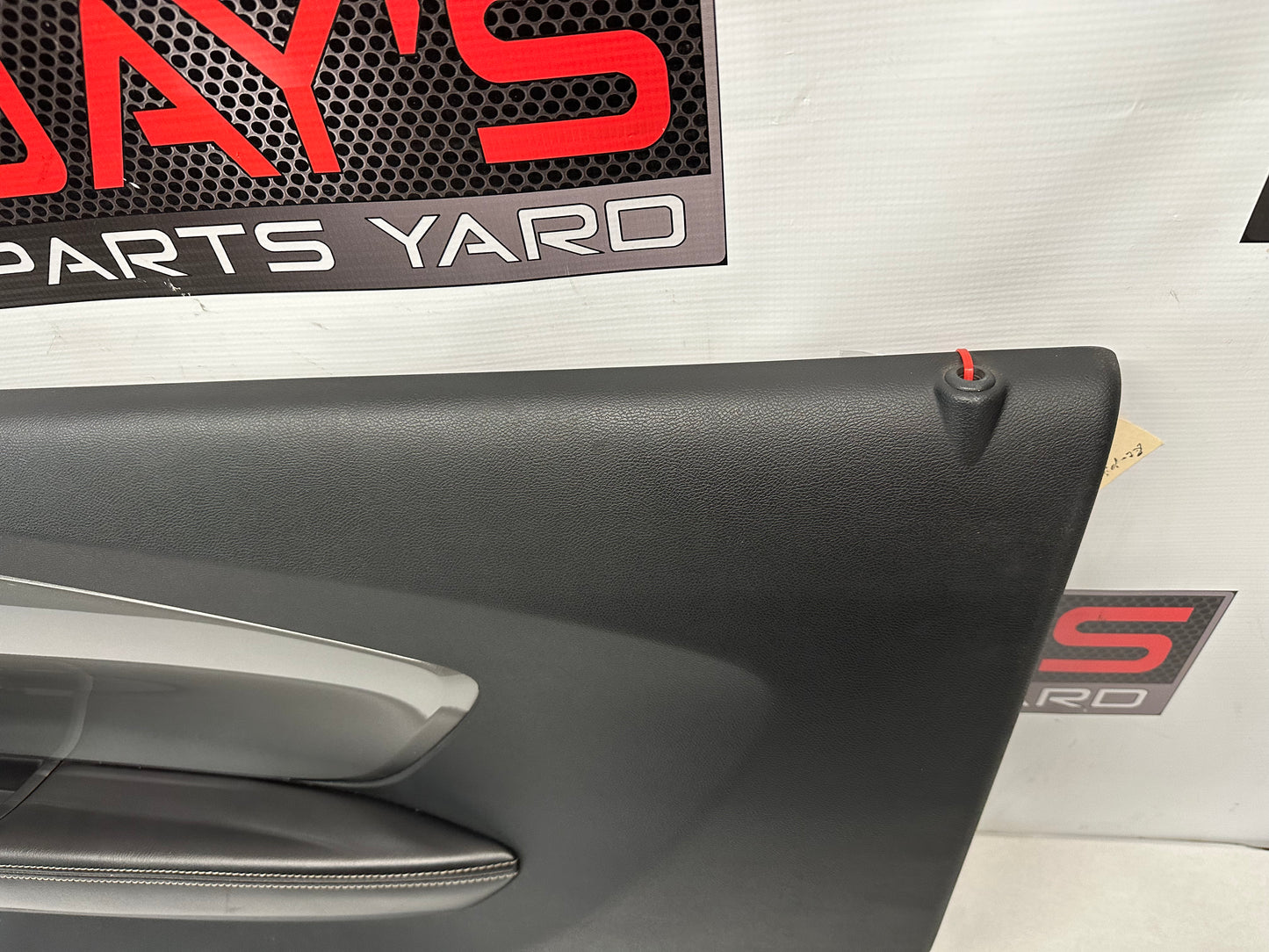 2011 Chevy Camaro 2SS Front RH Passenger Door Panel OEM - Day's Parts Yard