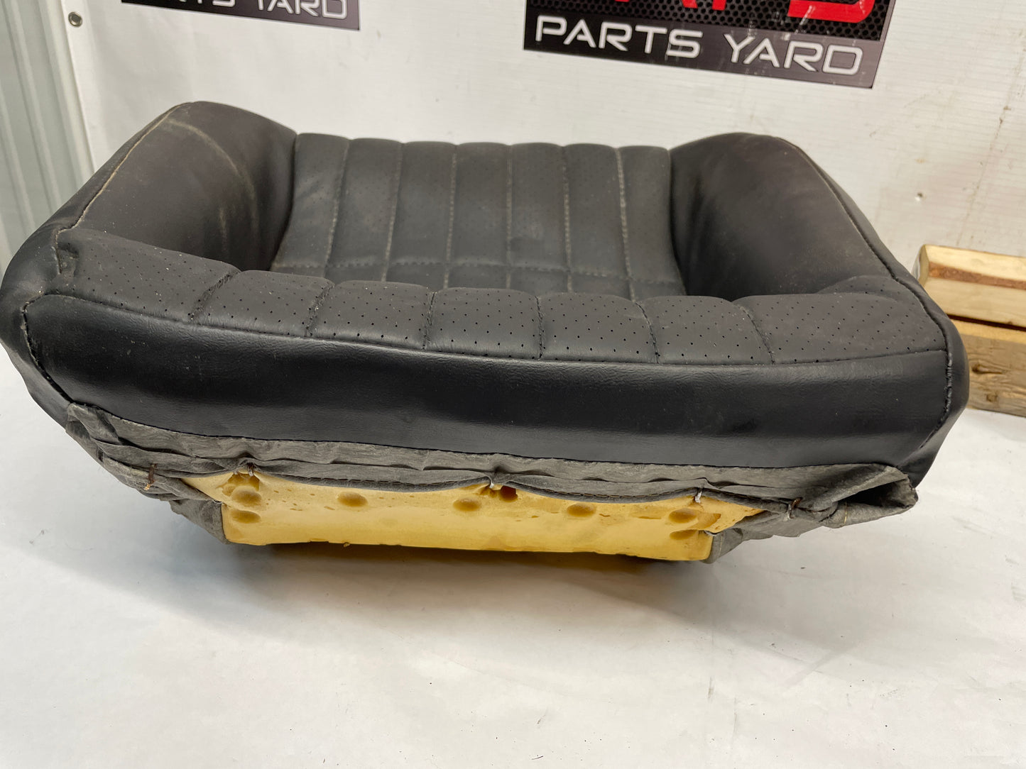 2000 Chevy Camaro Z28 Seats Fronts and Rears OEM Ebony Black LOCAL PICK UP - Day's Parts Yard