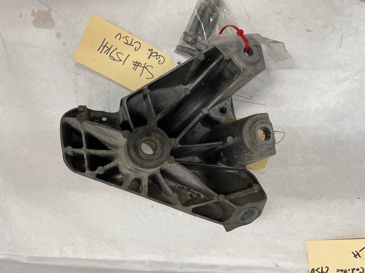 2016 Cadillac CTS-V RH & LH Engine Motor Mounts Stands OEM