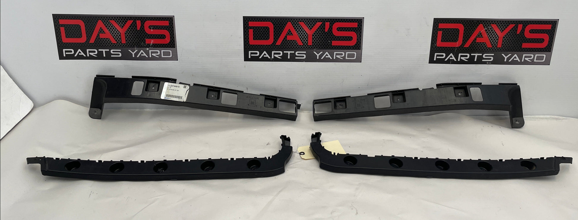 2018 Cadillac CTS-V Rear Bumper Brackets OEM - Day's Parts Yard