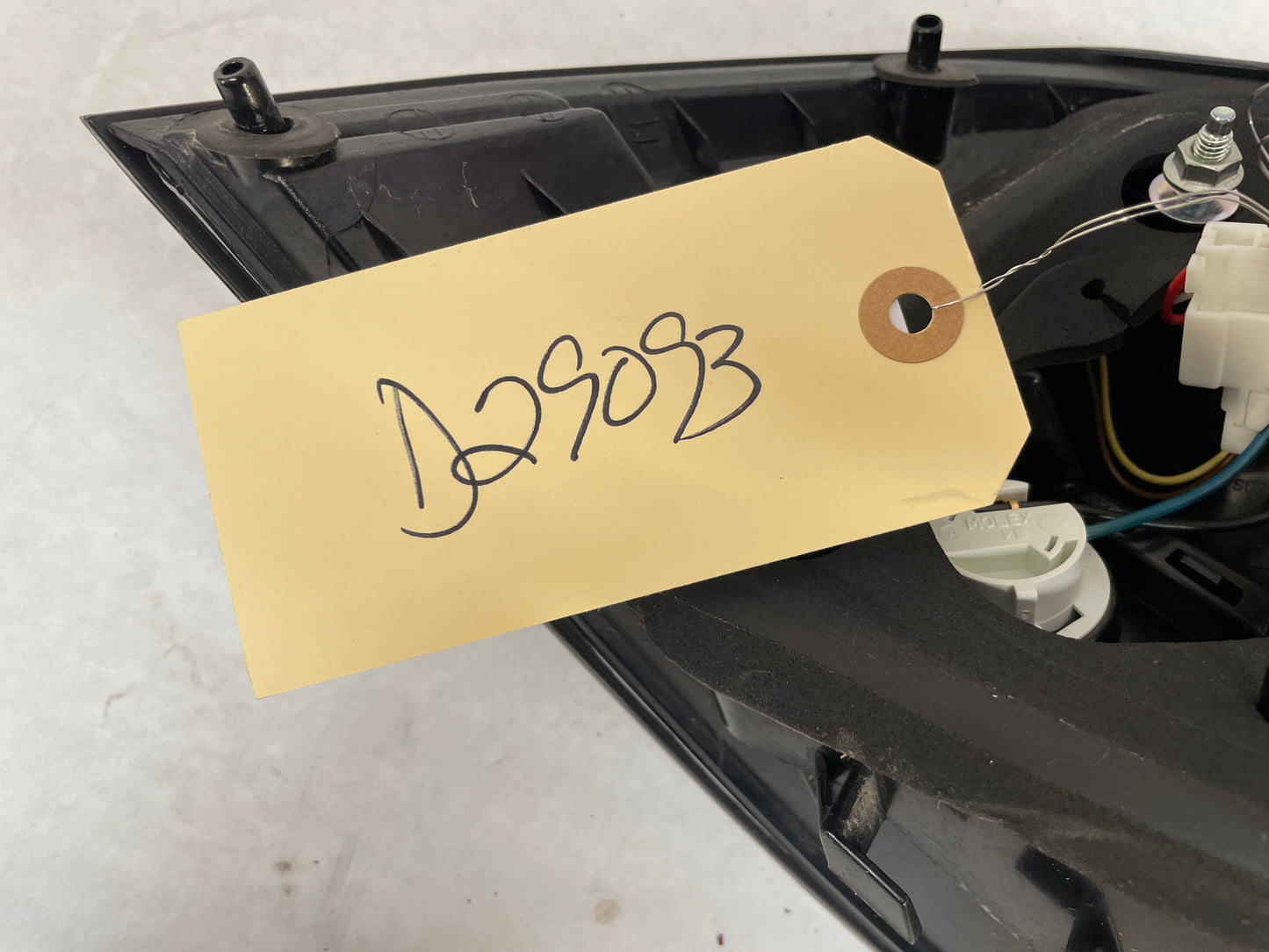 2009 Pontiac G8 GT RH Passenger Tail Light Taillight Lamp OEM