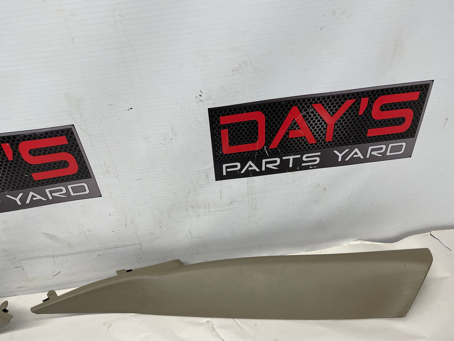 2004 Chevy Silverado 2500HD RH & LH Interior A Pillar Trim OEM - Day's Parts Yard