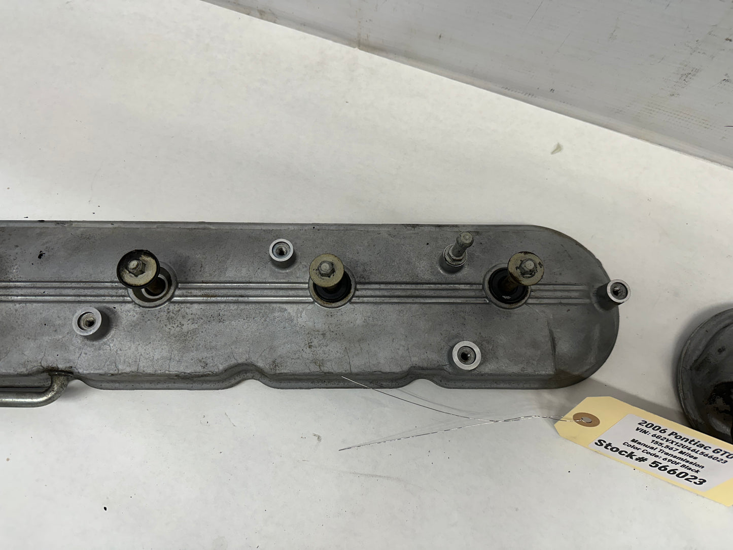 2006 Pontiac GTO RH & LH Engine Motor Valve Cover Set OEM LS1 LS2 LS3 LS6 - Day's Parts Yard