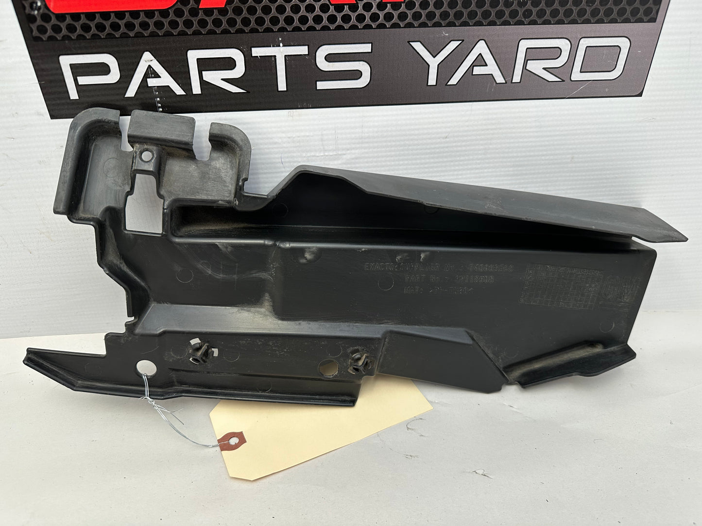 2006 Pontiac GTO RH Side Radiator Air Baffle OEM - Day's Parts Yard