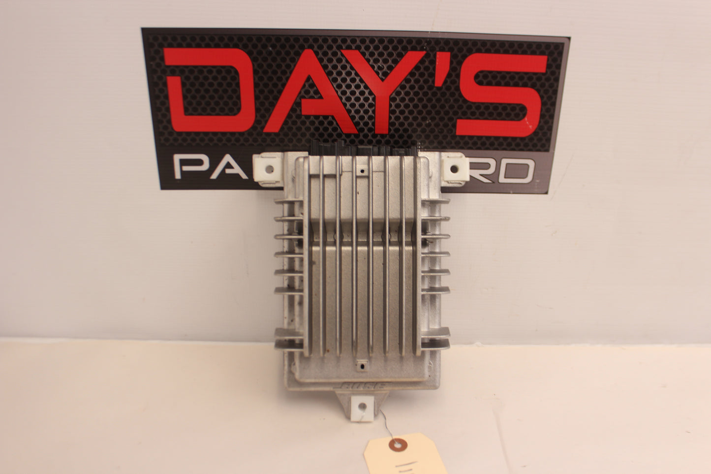 2015 Chevy SS Sedan Bose Radio Amplifier OEM - Day's Parts Yard