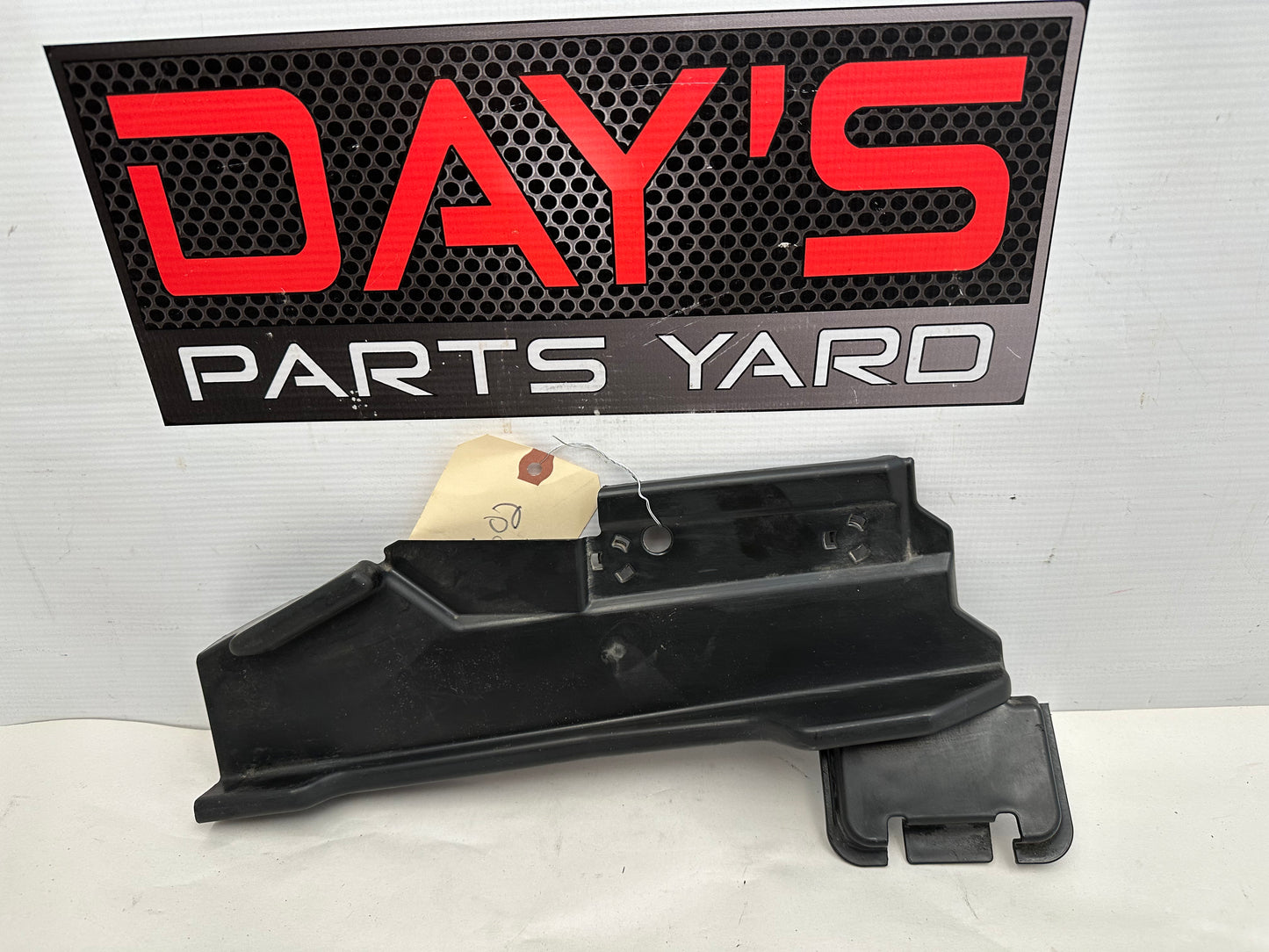 2006 Pontiac GTOLH Driver Side Radiator Air Baffle OEM - Day's Parts Yard