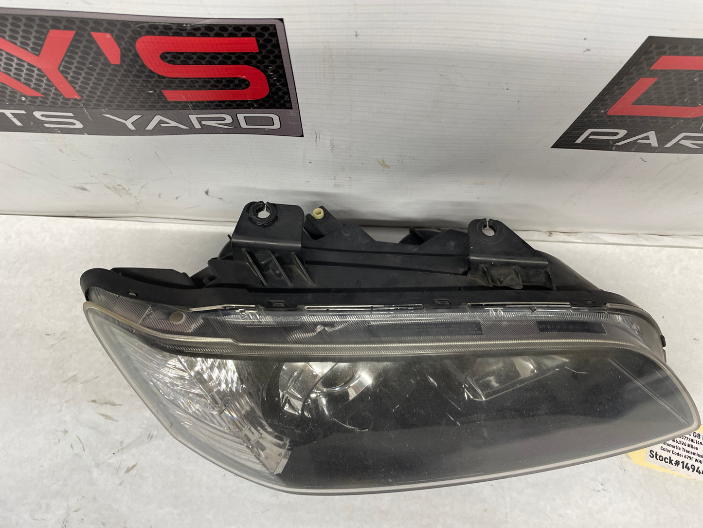 2008 Pontiac G8 Base RH Passenger Headlight Head Light Lamp OEM - Day's Parts Yard