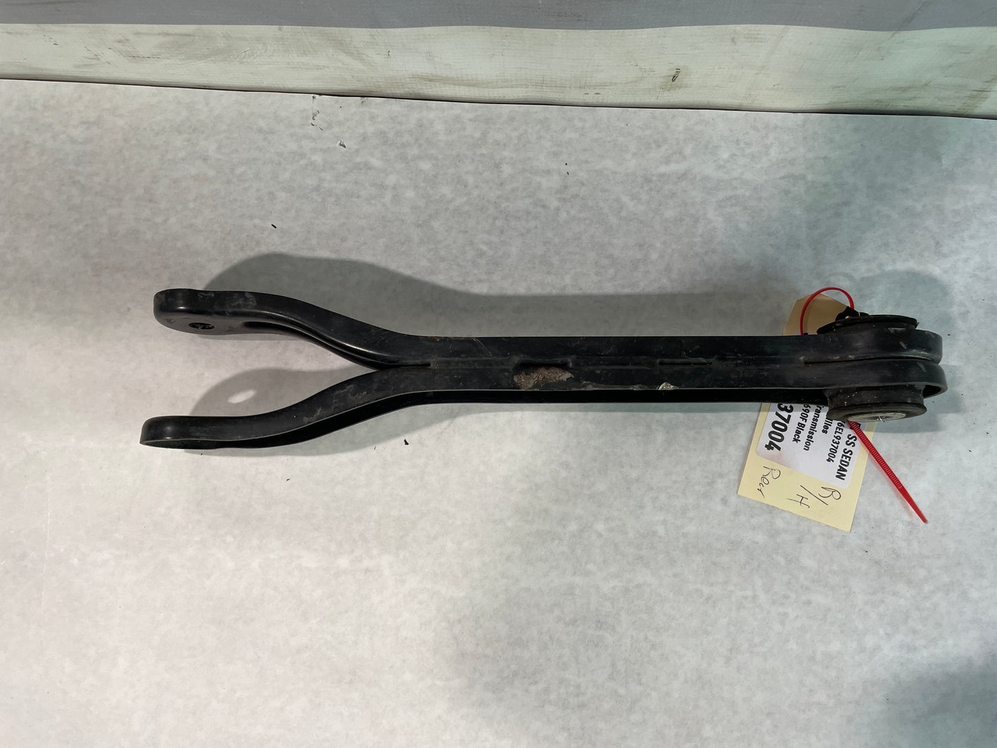 2014 Chevrolet SS Sedan Rear RH Passenger Suspension Trailing Control Arm OEM - Day's Parts Yard