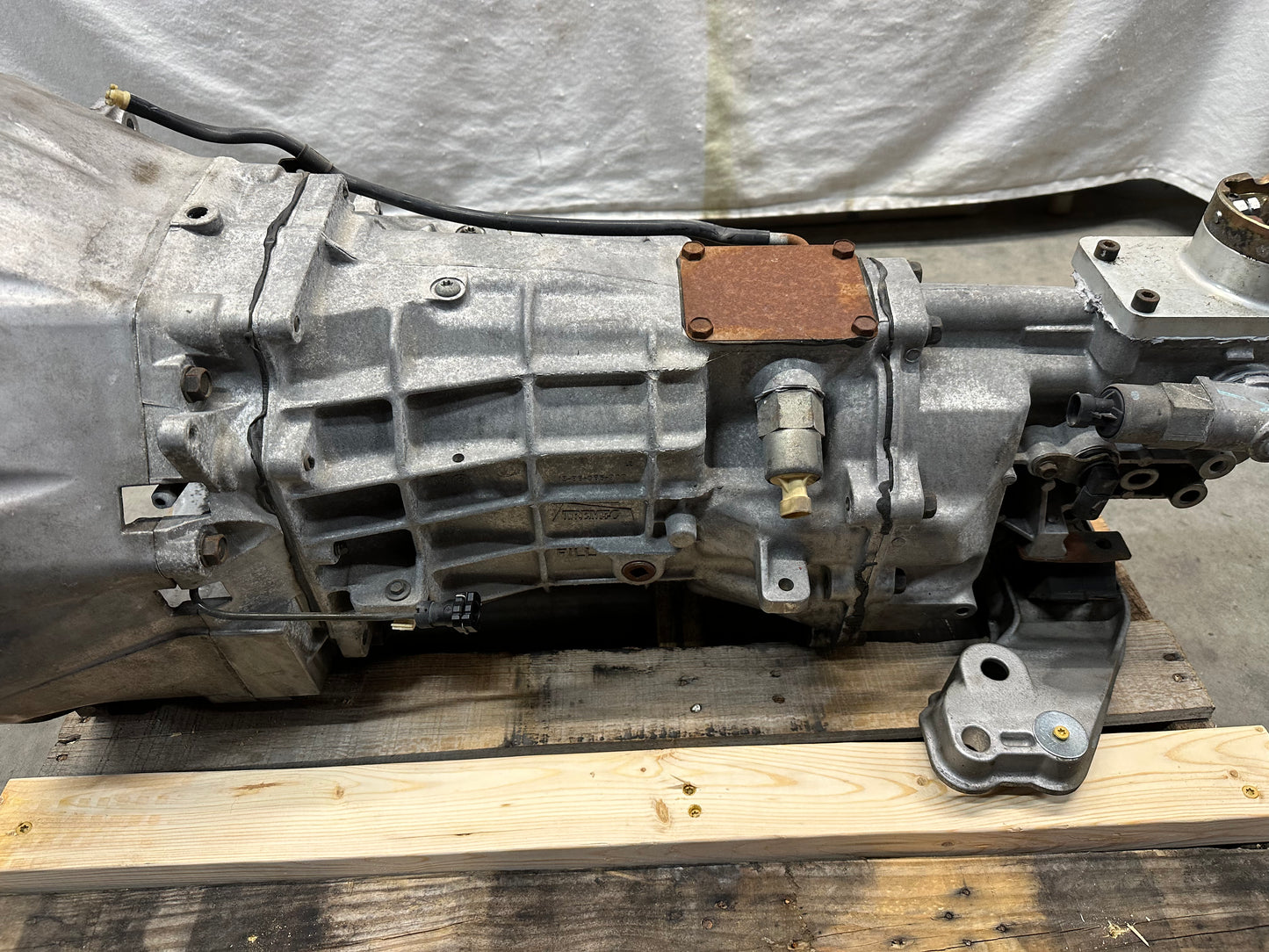 2006 Pontiac GTO 6 Speed Manual M12 Tremec Transmission Assembly OEM - Day's Parts Yard
