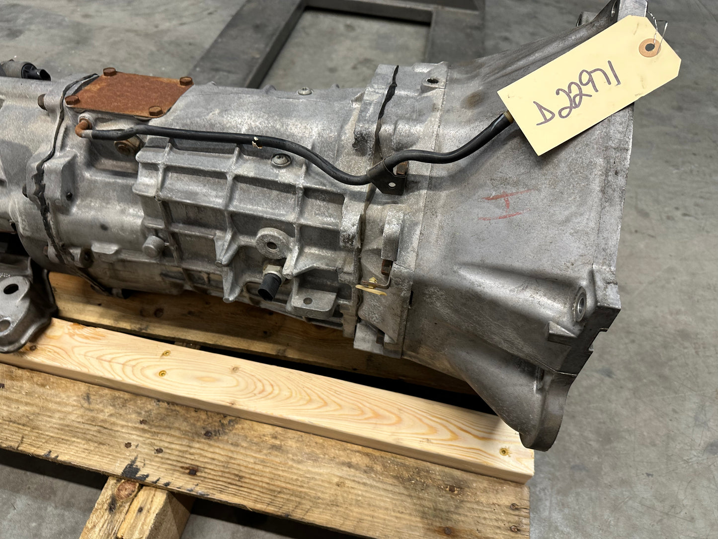 2006 Pontiac GTO 6 Speed Manual M12 Tremec Transmission Assembly OEM - Day's Parts Yard