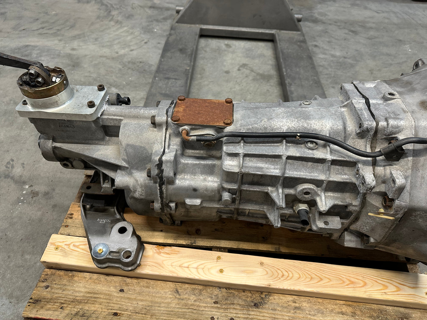 2006 Pontiac GTO 6 Speed Manual M12 Tremec Transmission Assembly OEM - Day's Parts Yard