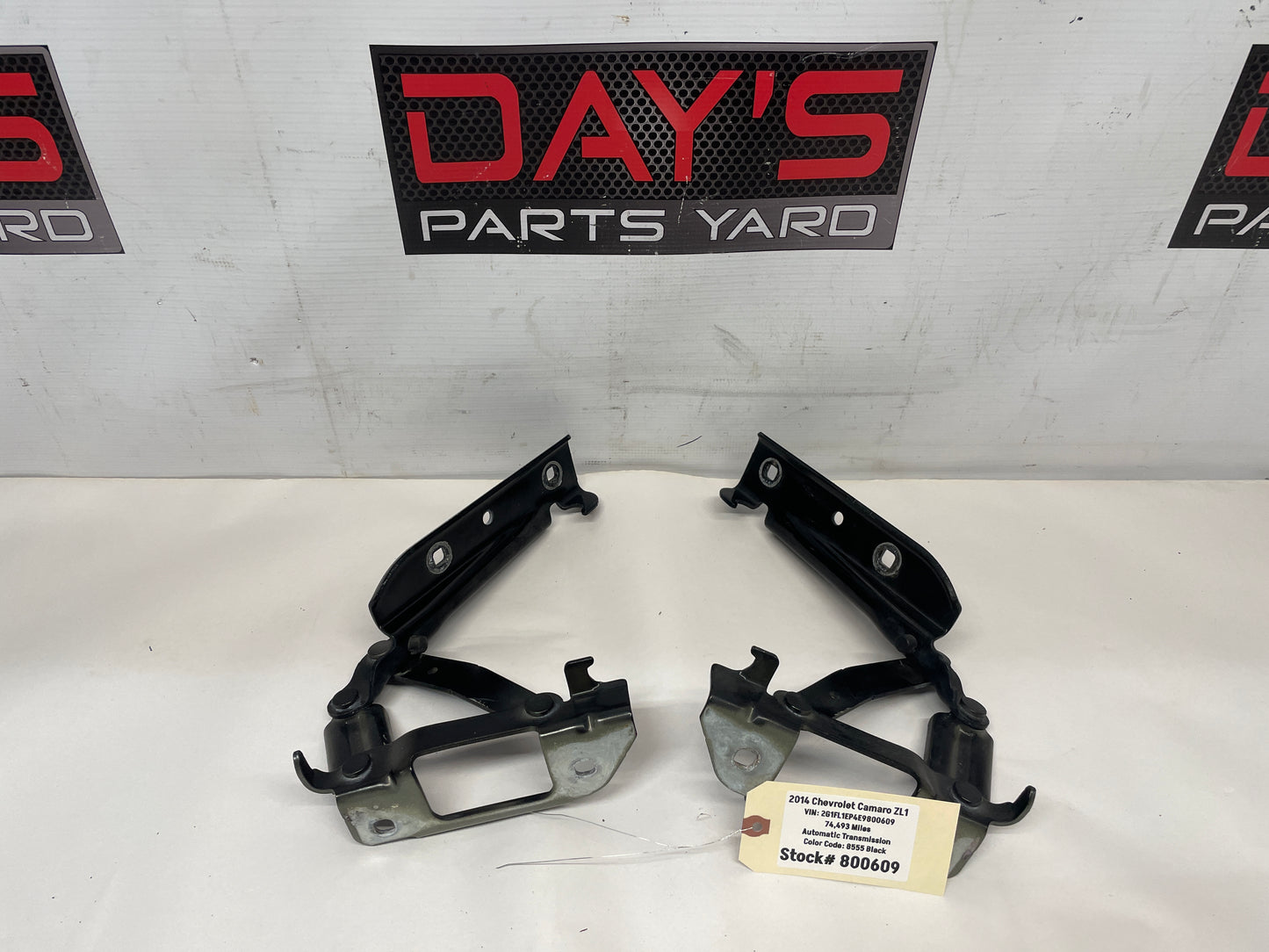 2014 Chevy Camaro ZL1 RH & LH Hood Hinges OEM - Day's Parts Yard