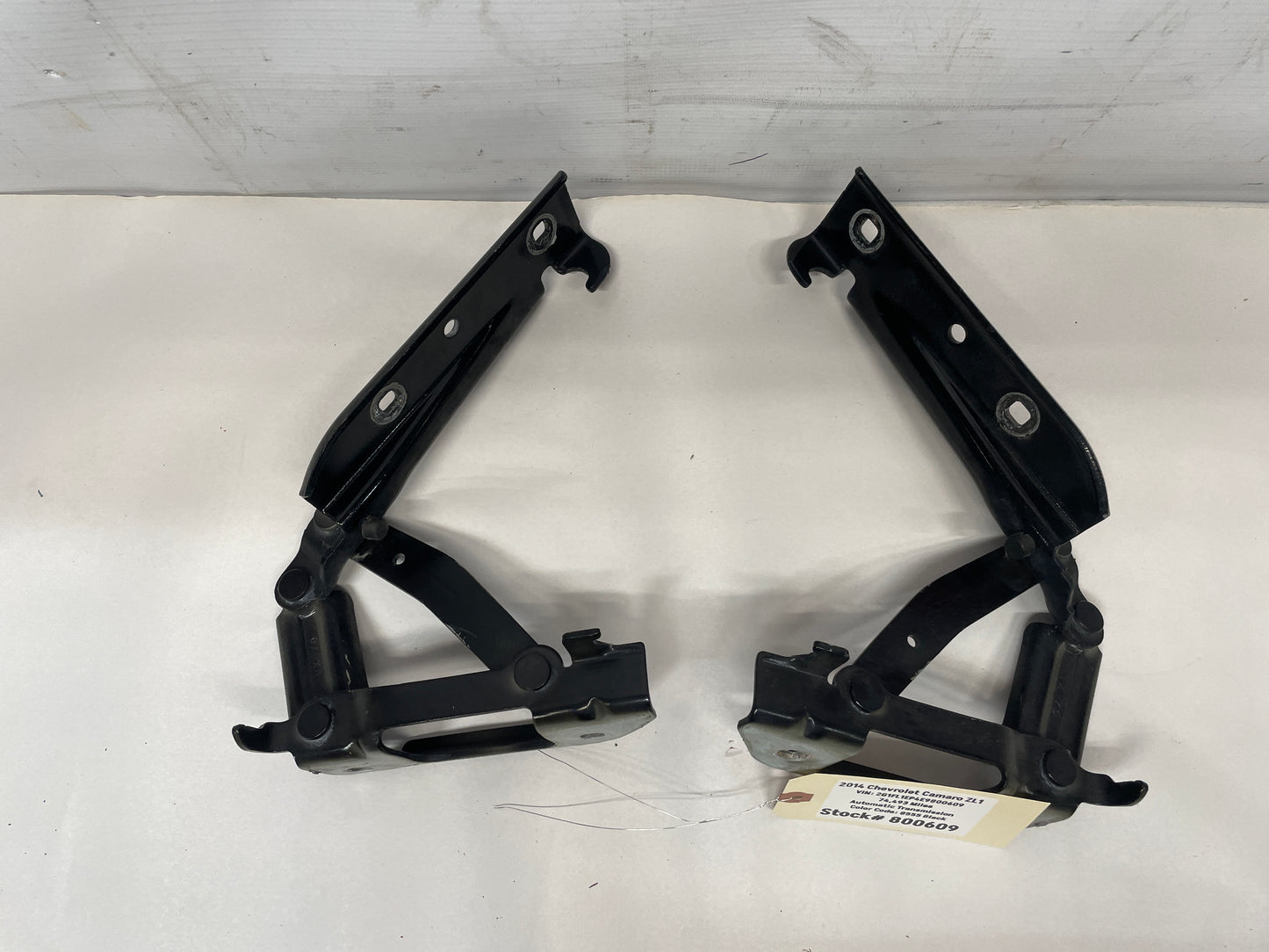 2014 Chevy Camaro ZL1 RH & LH Hood Hinges OEM - Day's Parts Yard