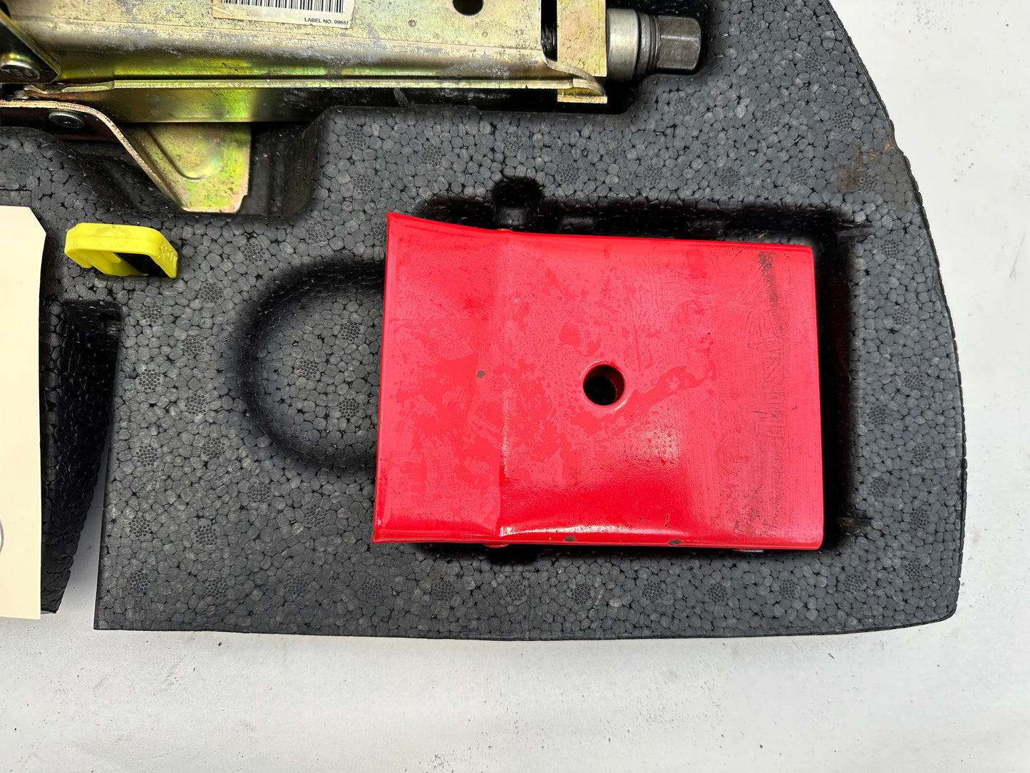 2006 Pontiac GTO Emergency Tire Jack Tool Kit OEM - Day's Parts Yard