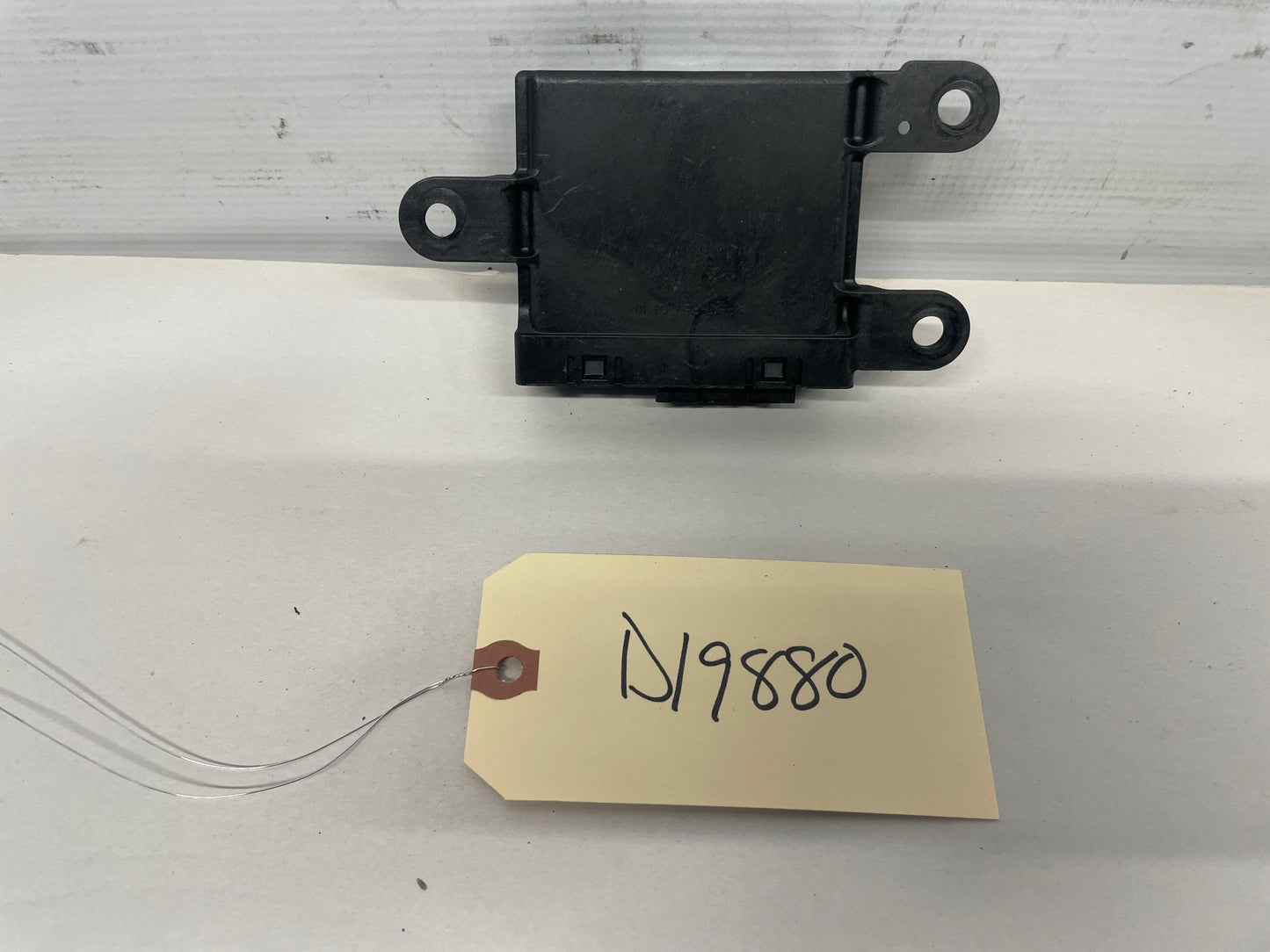 2014 Chevy Camaro ZL1 Parking Assist Module OEM - Day's Parts Yard
