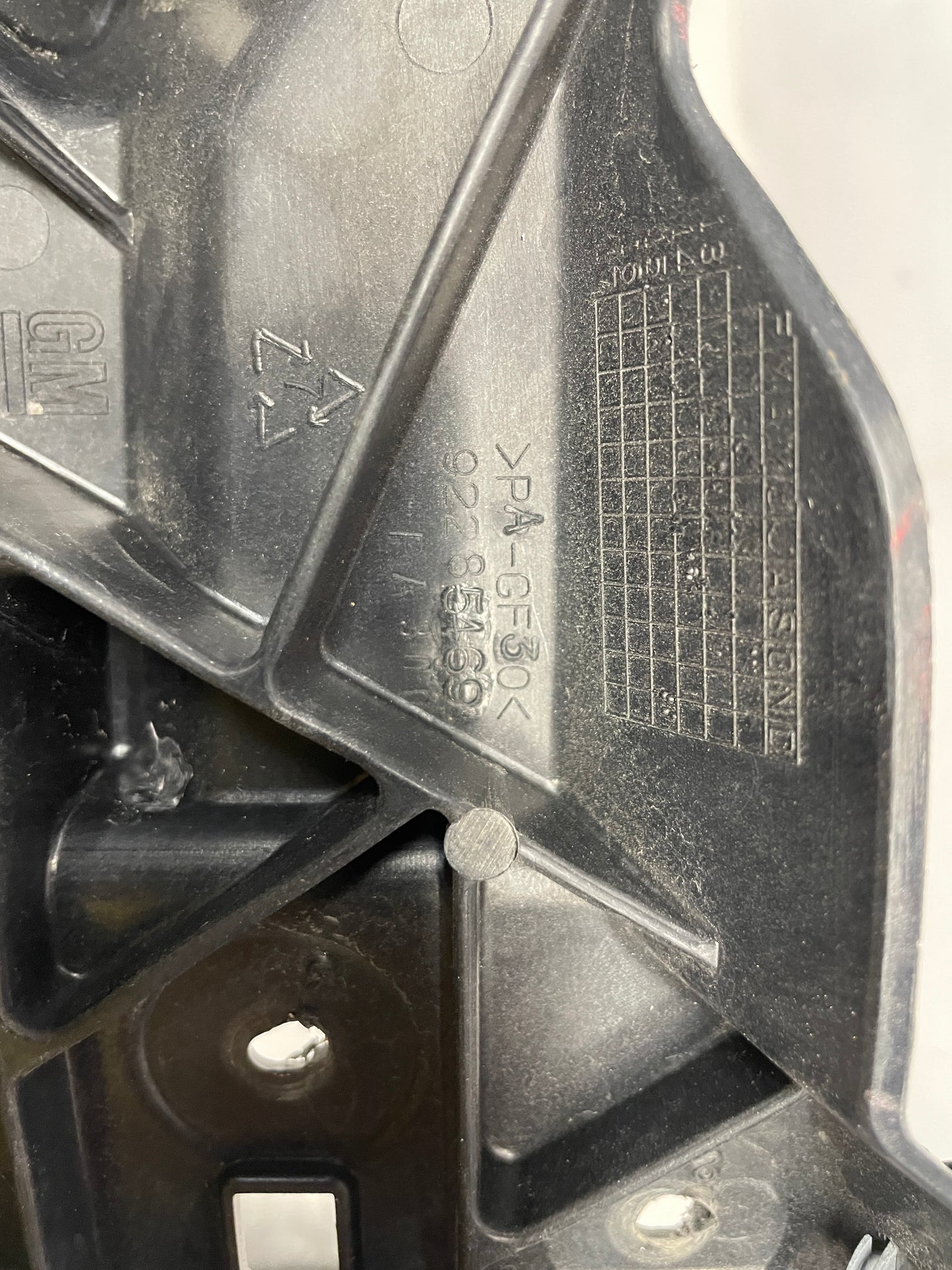 2017 Chevy SS Sedan RH Passenger Fender Bumper Bracket OEM - Day's Parts Yard